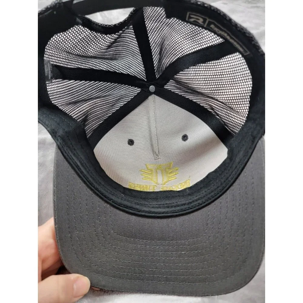 Unbranded hat will